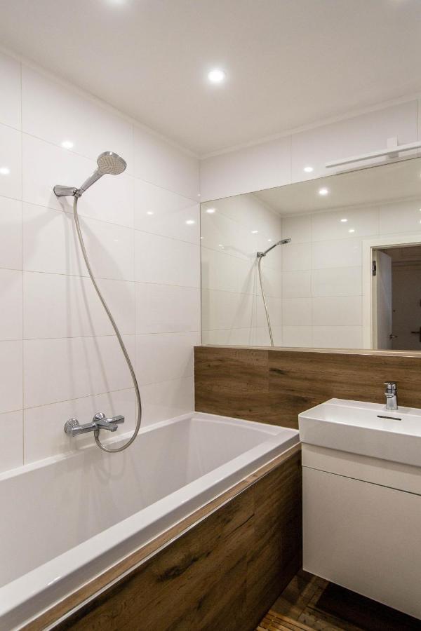Executive Bright Apt. By Ruterra Appartement *